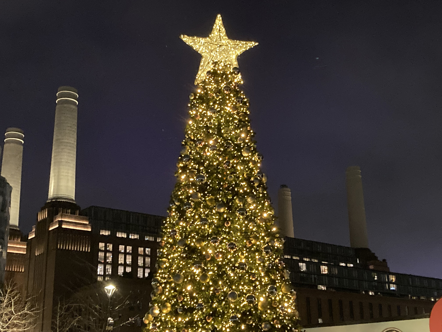 A Festive Highlight Near Penhurst: Battersea Power Station Light Show