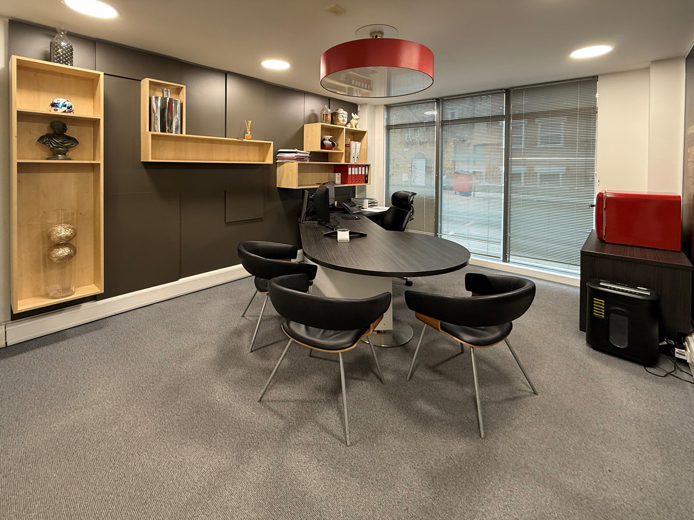 Office 2 – 3-4 workstation office